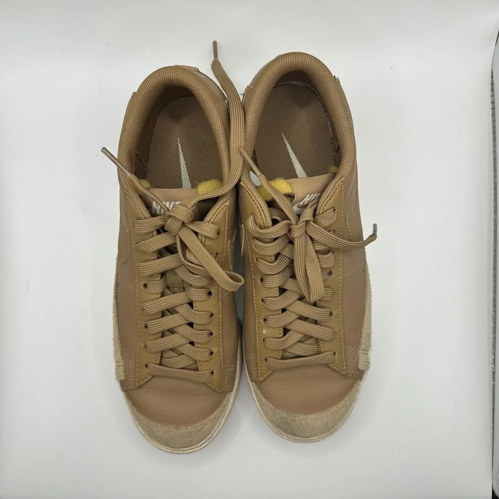 Nike Blazer Low Platform Casual Shoes Tan Suede Leather Women US 7‎ EUR 38